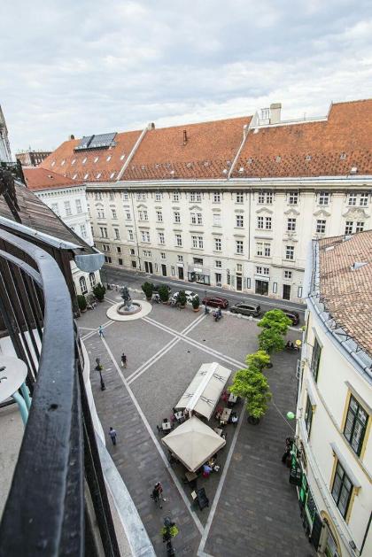 Pedestrian apartment the best location