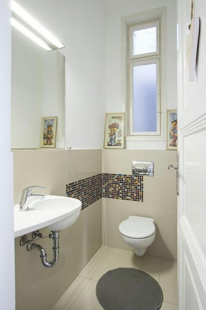 Pedestrian apartment the best location - image 13