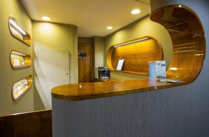 Grand Jules   Boat Hotel
