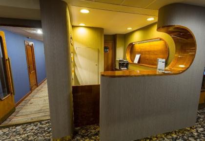 Grand Jules - Boat Hotel - image 2