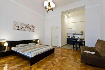 Daphne Deluxe Apartment - image 12