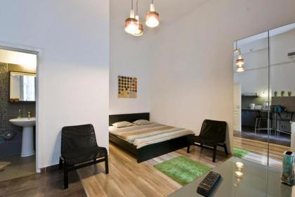Balcony Apartment - image 8