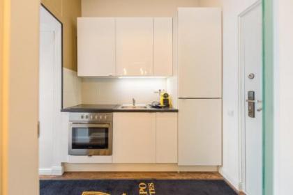 GOLDEN Suite JACUZZI - image 13